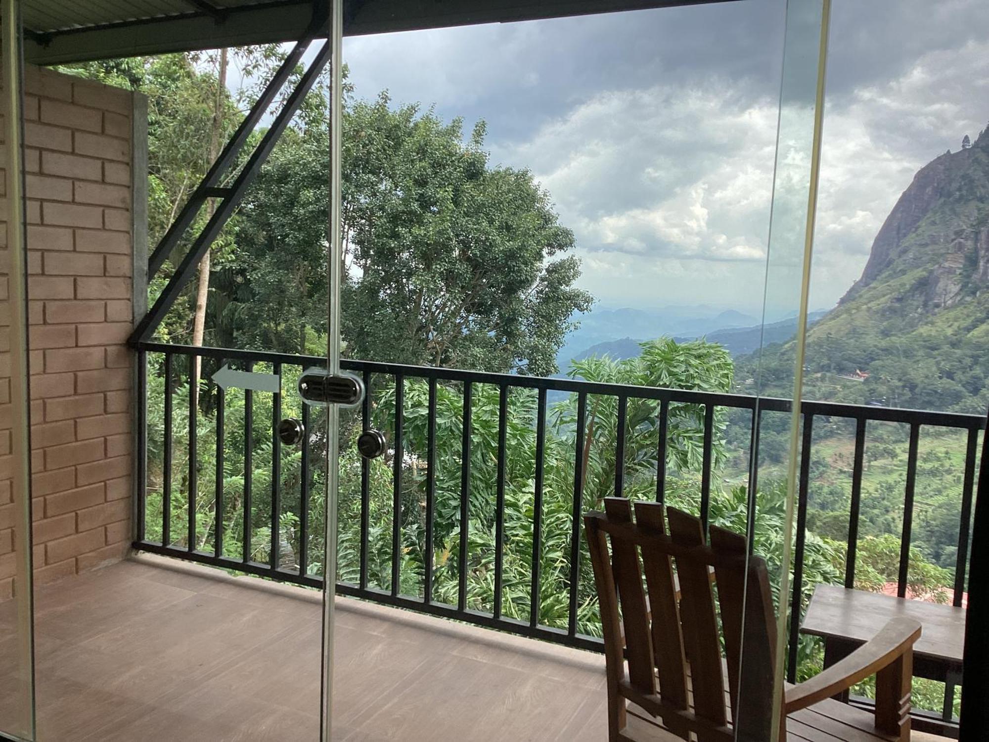 Mountjoy Ella Hotel Bagian luar foto